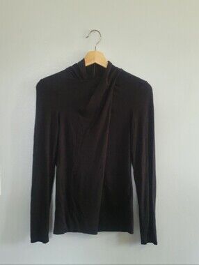 ELIE TAHARI Carrie Draped Over-lay Top